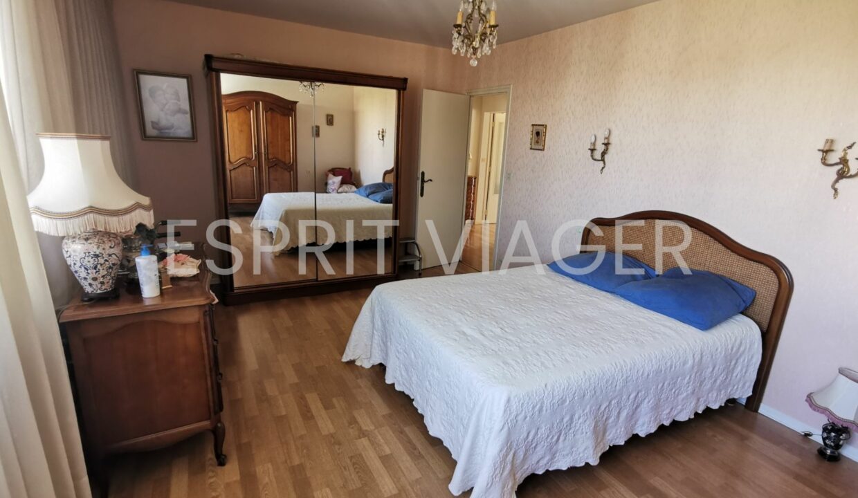 Esprit Viager VENDRE SON BIEN EN VIAGER BORDEAUX Chambre 1