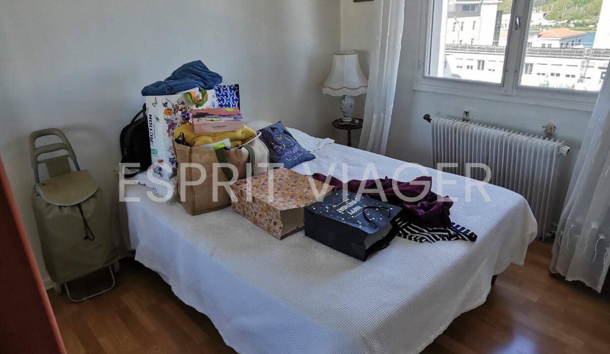 Esprit Viager VENDRE SON BIEN EN VIAGER BORDEAUX Chambre 2 2
