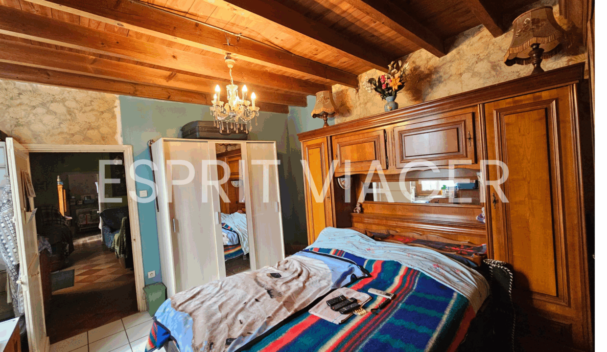 Esprit Viager VENDRE SON BIEN EN VIAGER BORDEAUX Chambre 1