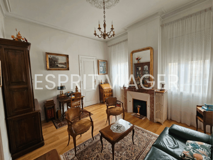 Esprit Viager VENDRE SON BIEN EN VIAGER BORDEAUX Salon 1