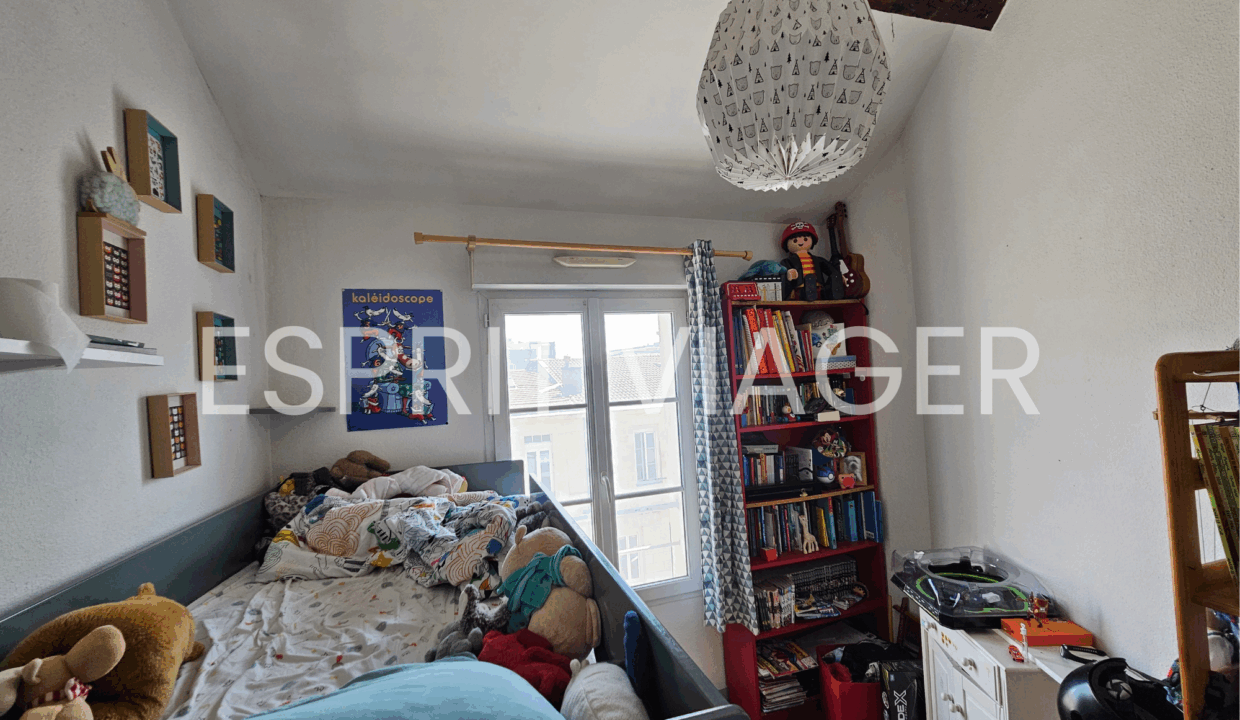 Esprit Viager VENDRE SON BIEN EN VIAGER BORDEAUX Chambre Enfant Niveau 1